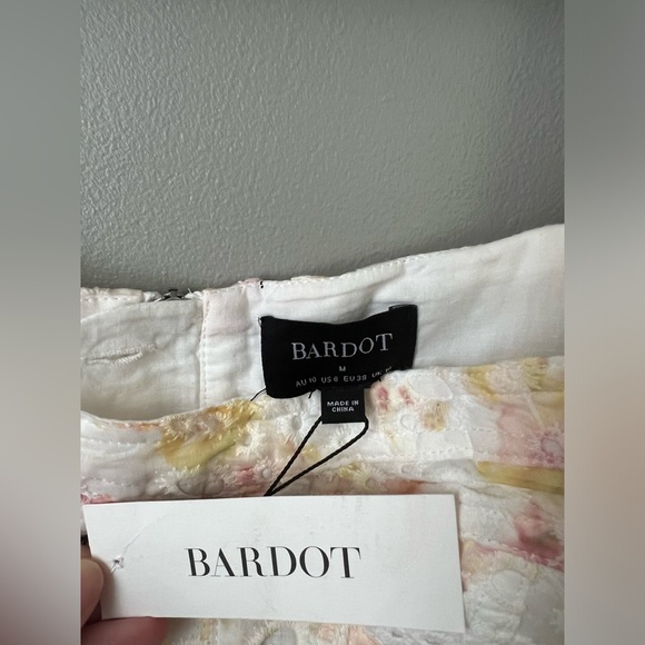 Bardot Lila Eyelet Flounce Mini Dress NWT - Picture 2 of 4